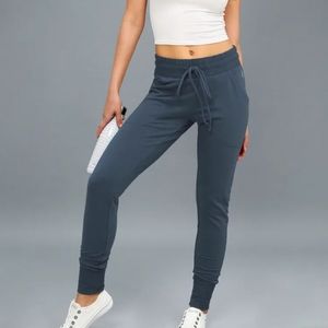 FP Movement Sunny Wash Skinny In Moonlit Opal Joggers SZ Small NWT